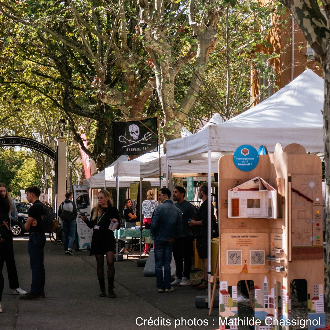 Stands d'exposants du Greener Festival 2023